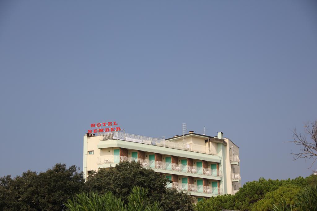 Hotel Nember Лидо ди Йезоло Екстериор снимка
